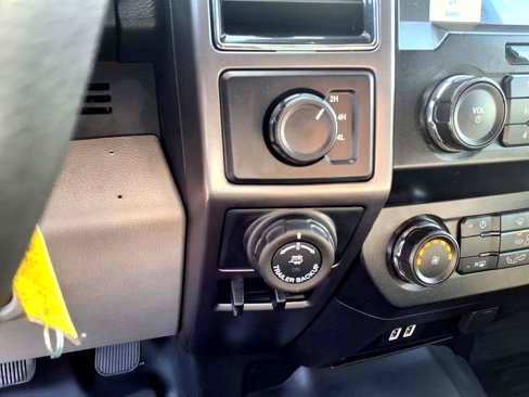 Used 2020 Ford F150 XLT w/ Trailer Tow Package image 29