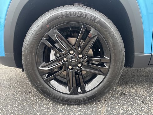 New 2025 Chevrolet Trax ACTIV image 12