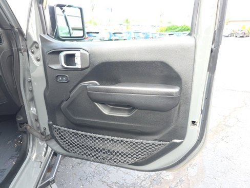 Used 2019 Jeep Wrangler Unlimited Sport S image 36