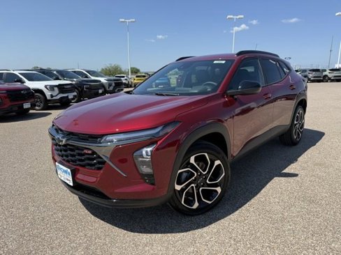 New 2025 Chevrolet Trax RS image 3