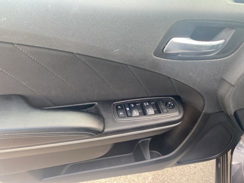 Used 2021 Dodge Charger SXT image 17