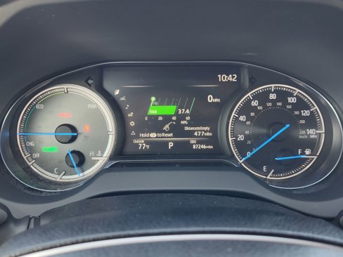 Used 2021 Toyota Venza XLE image 18