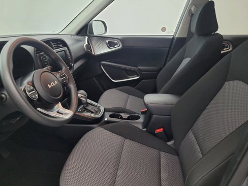 Used 2023 Kia Soul LX w/ Option Group 015 image 17