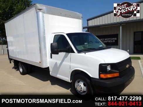 Used 2017 Chevrolet Express 3500 image 1