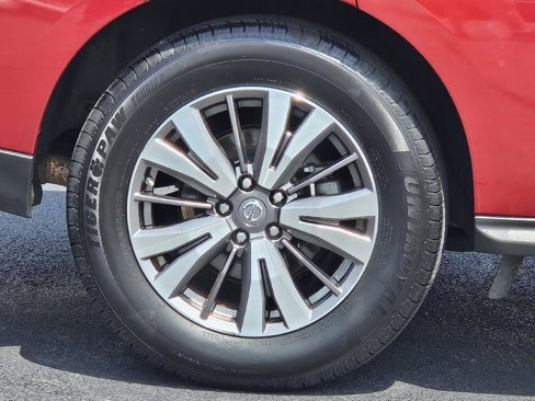 Used 2019 Nissan Pathfinder SV image 28