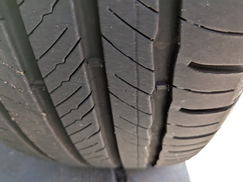 Certified 2024 Genesis GV70 2.5T image 10