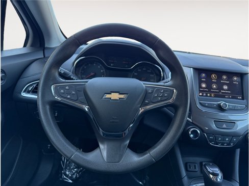Used 2019 Chevrolet Cruze LT image 12