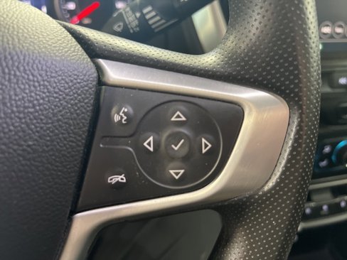 Used 2022 GMC Terrain SLE image 13