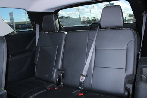 Used 2020 Chevrolet Traverse RS image 17