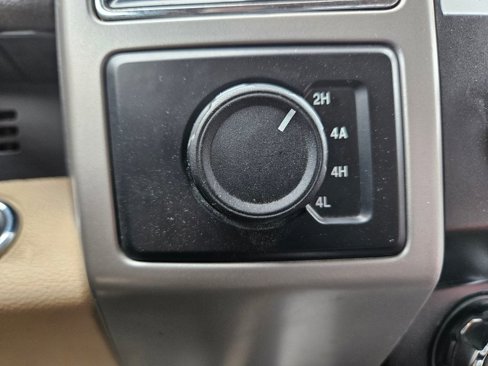 Used 2019 Ford F150 Lariat image 12
