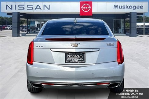 Used 2017 Cadillac XTS Luxury image 6
