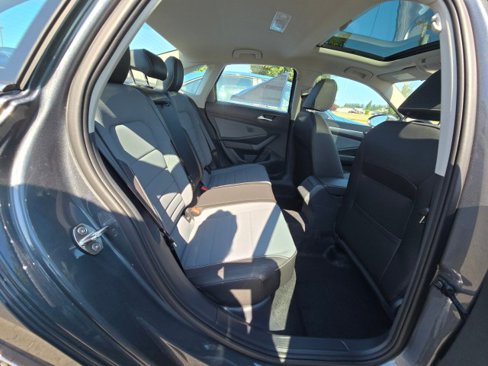 New 2025 Volkswagen Jetta SE image 14