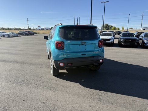 Used 2020 Jeep Renegade Trailhawk w/ Cold Weather Group image 8