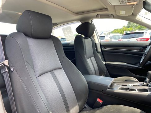 Used 2020 Honda Accord EX image 31