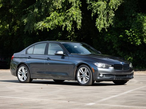 Used 2016 BMW 320i Sedan image 5