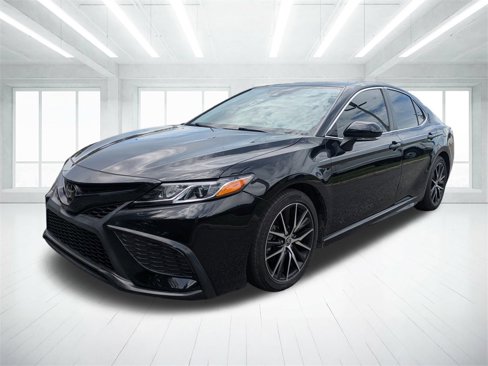 Used 2022 Toyota Camry SE image 7