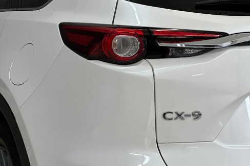 Used 2021 MAZDA CX-9 Touring w/ Touring Premium Package image 12