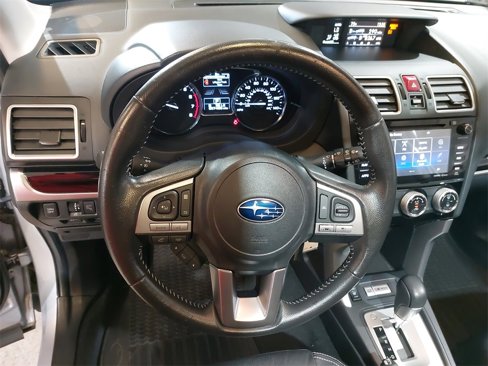 Used 2017 Subaru Forester 2.5i Limited image 16