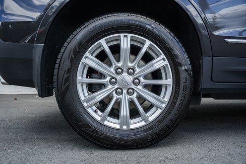 Used 2018 Cadillac XT5 AWD image 21