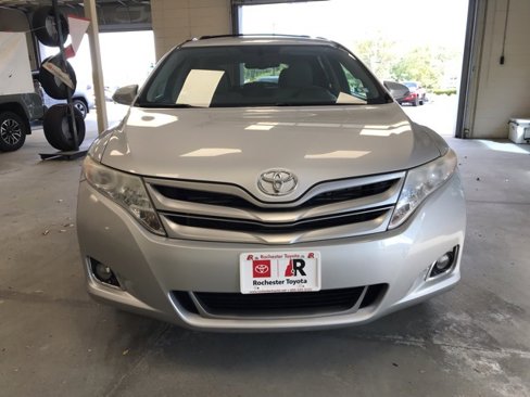 Used 2014 Toyota Venza LE image 9