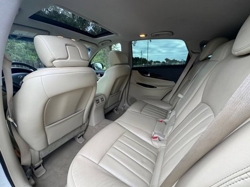 Used 2017 INFINITI QX50 AWD w/ Deluxe Touring Package image 15