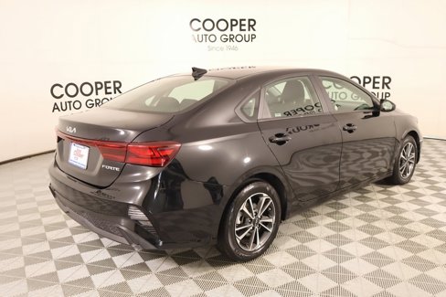 Used 2024 Kia Forte LXS image 19