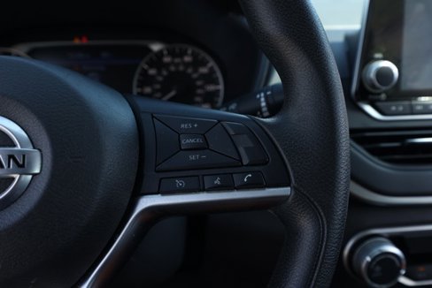 Used 2022 Nissan Altima 2.5 SV image 26