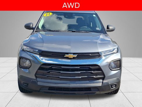 Used 2021 Chevrolet TrailBlazer LS image 2