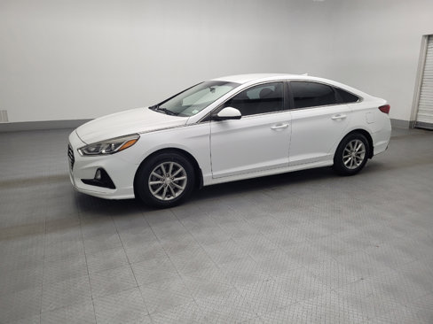 Used 2018 Hyundai Sonata SE image 2