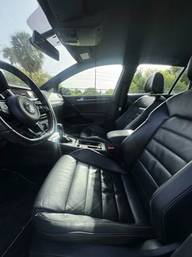 Used 2016 Volkswagen Golf R 4-Door image 14