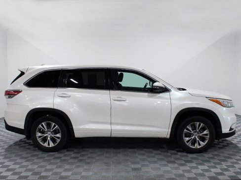 Used 2015 Toyota Highlander Plus image 7