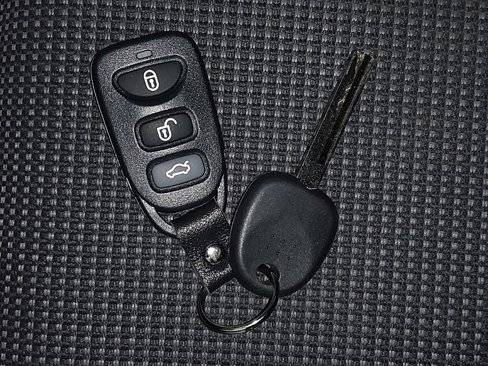 Used 2016 Hyundai Elantra GT image 32