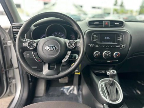 Used 2017 Kia Soul image 12