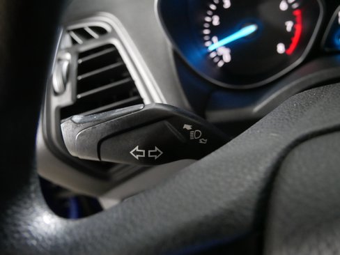 Used 2018 Ford Escape SE image 31