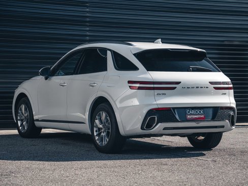 Used 2022 Genesis GV70 2.5T image 3