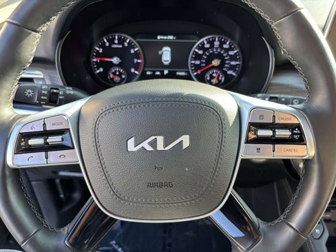 Used 2022 Kia Telluride SX w/ SX Prestige Package image 18