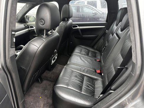 Used 2008 Porsche Cayenne Turbo image 13