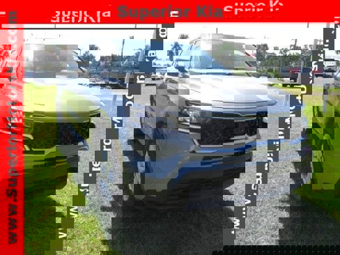 Used 2022 Kia Sorento LX image 1