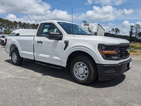 Used 2024 Ford F150 XL image 2