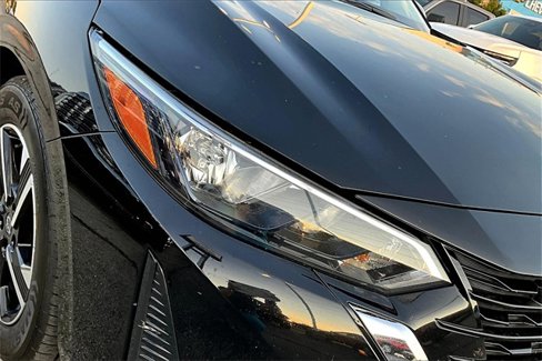 Used 2024 Nissan Sentra SV image 32