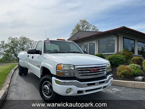 Used 2004 GMC Sierra 3500 SLE w/ Heavy-Duty Power Package image 1