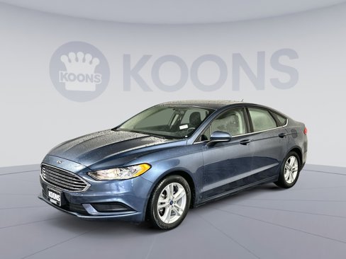 Used 2018 Ford Fusion SE w/ Fusion SE Technology Package image 1