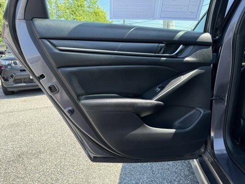 Used 2019 Honda Accord Sport image 22
