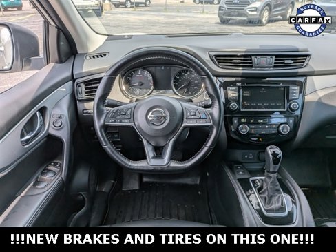 Used 2020 Nissan Rogue Sport SL image 23