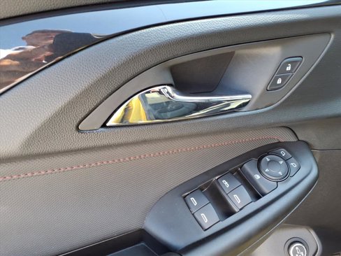 Certified 2023 Chevrolet TrailBlazer RS w/ Sun and Liftgate Package image 17