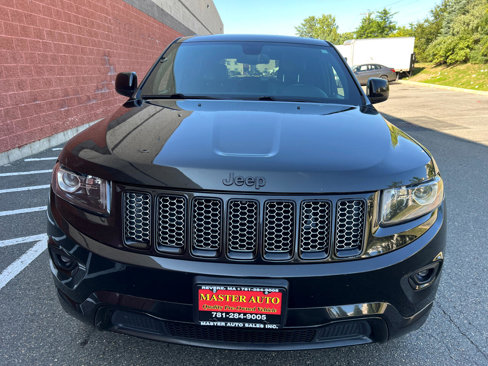 Used 2015 Jeep Grand Cherokee Altitude image 2