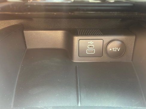 New 2025 Ford Escape ST-Line w/ Tech Pack #1 image 29