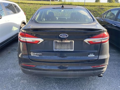 Used 2020 Ford Fusion SE w/ Equipment Group 151A image 5