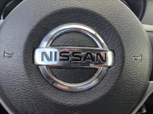 Used 2018 Nissan Rogue S image 25