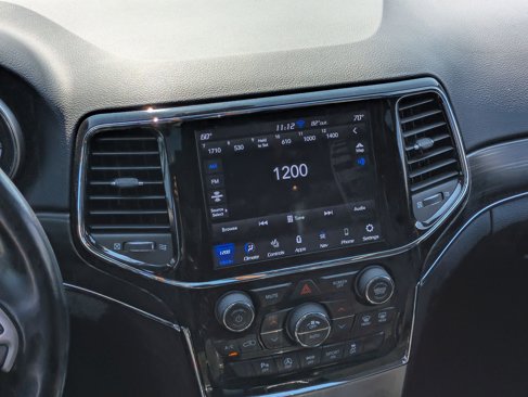 Used 2021 Jeep Grand Cherokee Limited image 18